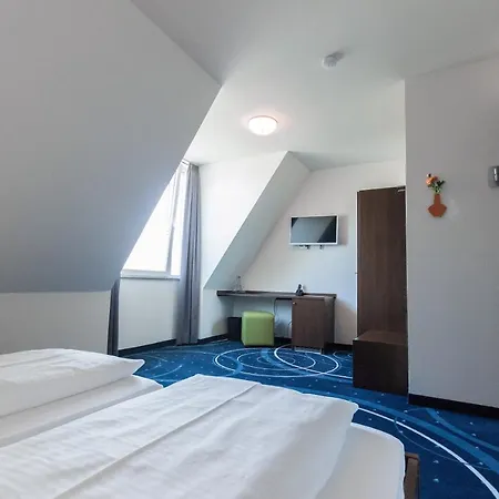 路德维希堡城市绿洲酒店 酒店 路德维希堡