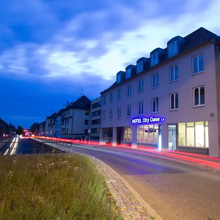 路德维希堡城市绿洲酒店 3*