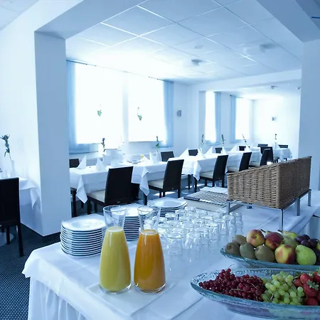 路德维希堡城市绿洲酒店 酒店 3*