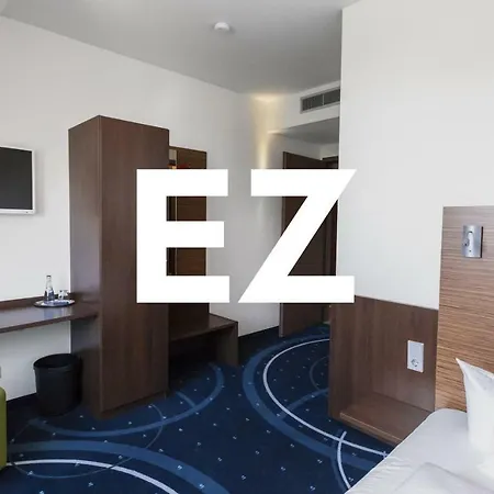 酒店 路德维希堡城市绿洲酒店 3*